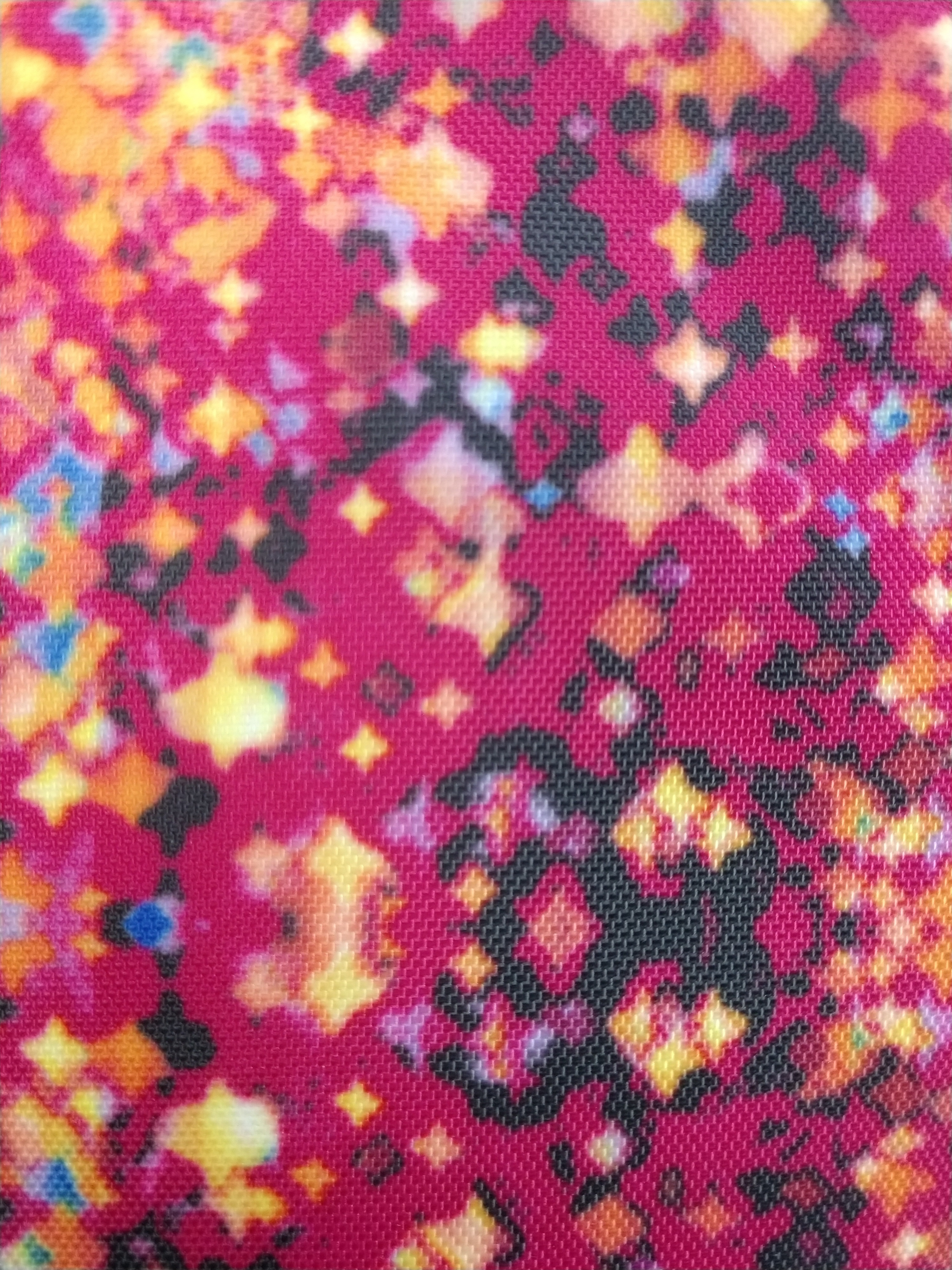 PRISMATIC RED | SMALL (3 5/8 in. x 6 in.)